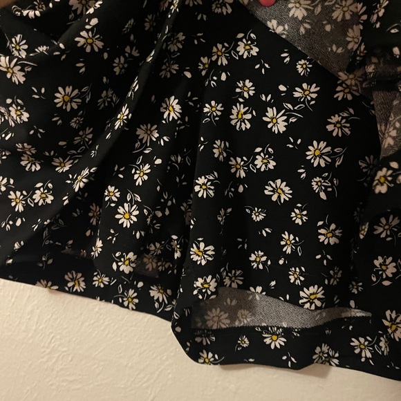Lane Bryant Daisy Skort, 22 - Picture 2 of 4